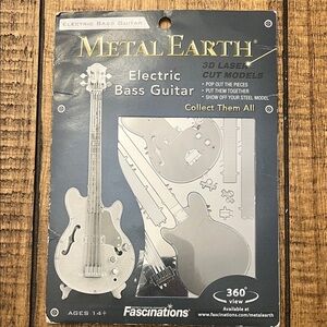 Metal Earth Electric Bass Guitar 3 D Laser puzzle kit